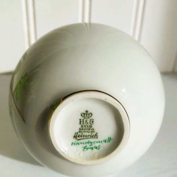 Antique H&C Selb Bavaria Vase Porcelain Hand Painted  Shamrock EUC Signed - Picture 5 of 7